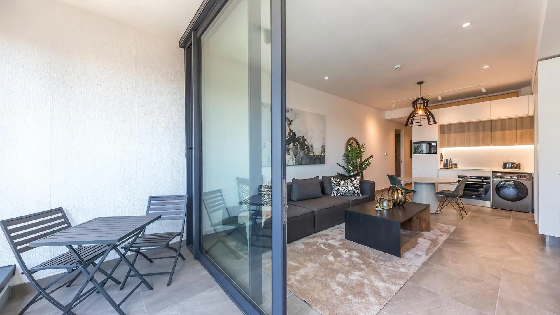 The Rubik Apartments Cape Town 0*,  Güney Afrika
